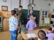 Príslušníci Veliteľstva posádky Bratislava obdarovali žiakov výtvarnej súťaže