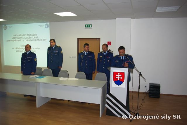 Slávnostný nástup veliteľstva vzdušných síl