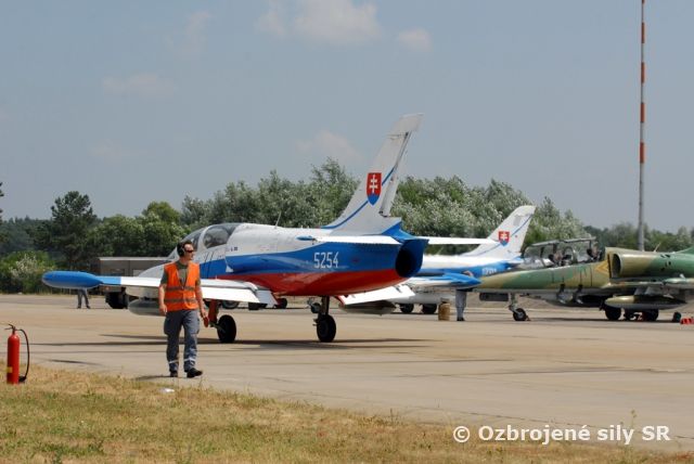 Letecká technika zo Sliača sa sťahuje domov