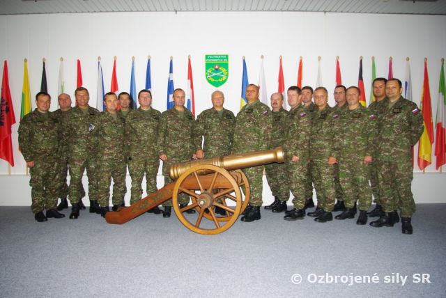 Hlavní predstavitelia Ozbrojených síl  SR rokovali v Trenčíne