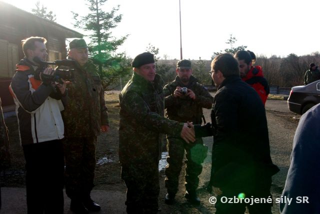 Návšteva ministra obrany počas prípravy jednotiek do Afganistanu 