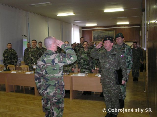 Veliteľ pozemných síl na vyhodnotení 1. mechanizovanej brigády
