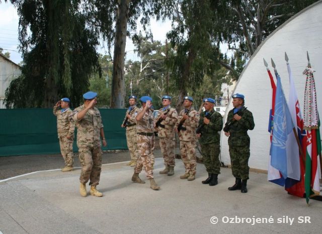 Náčelník štábu jednotiek UNFICYP na inšpekcii v Sektore 4