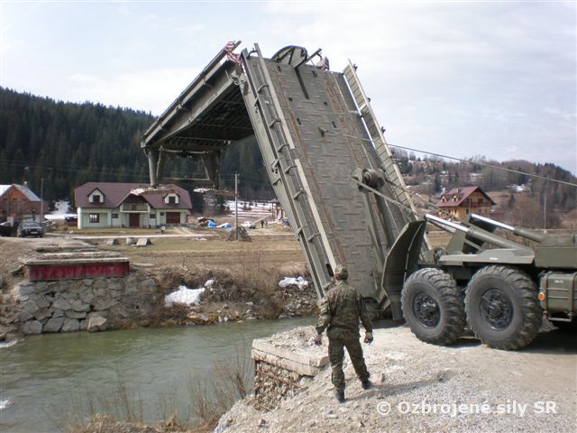 Stavba mostu v Rabči