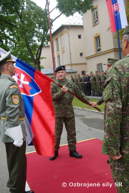Odovzdanie velenia pozemných síl Ozbrojených síl OS SR - AVÍZO