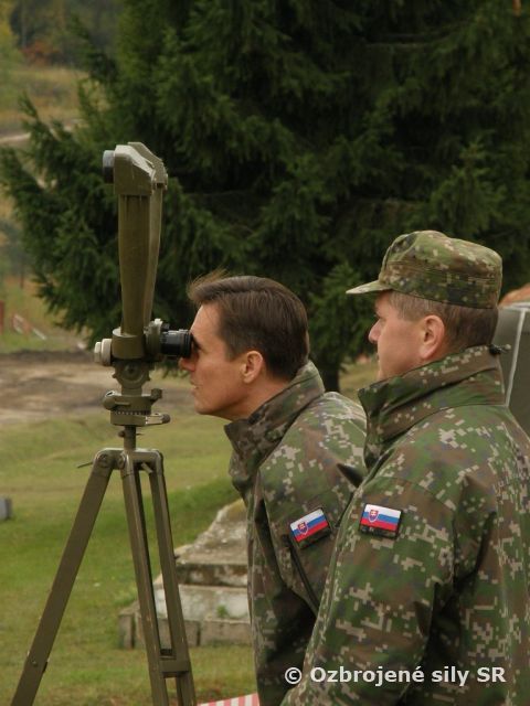 Štátny tajomník pozoroval strelecký výcvik tankovej roty