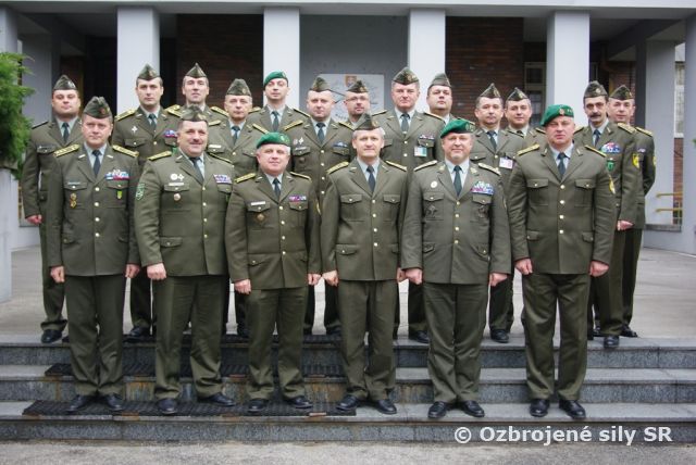 Prvýkrát v tomto roku spoločne rokovali členovia vojenskej rady