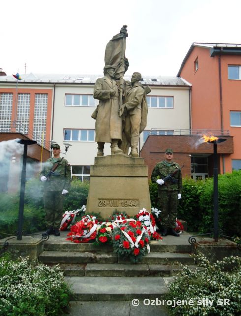 Úcta padlým počas druhej svetovej vojny