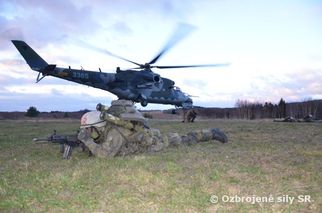 Slováci po prvý raz na kurze Komando