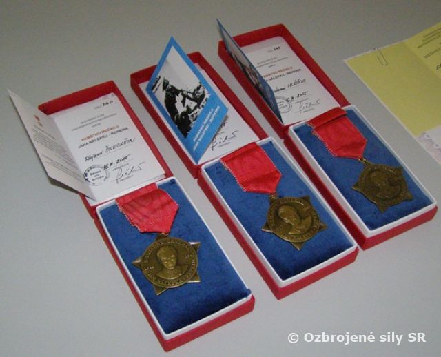 Slávnostný nástup Vzdušných síl OS SR k 70. výročiu Dňa víťazstva nad fašizmom