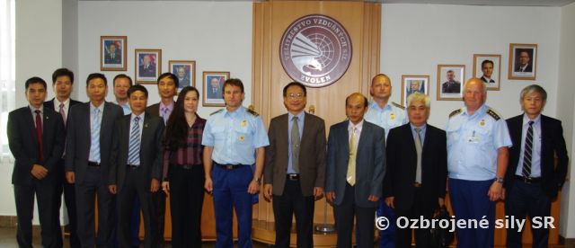Návšteva delegácie vzdušných síl Vietnamskej socialistickej republiky