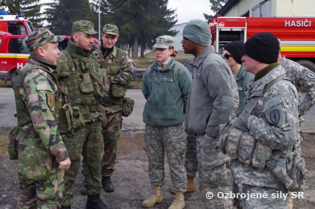 Spolupráca slovenských a amerických chemikov na Lešti