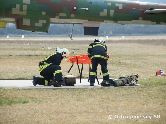 Námetové cvičenie vojenskej hasičskej jednotky