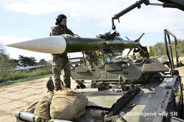 Nitrančania sa na Kolíňaskom vrchu pripravovali na streľby v Poľsku