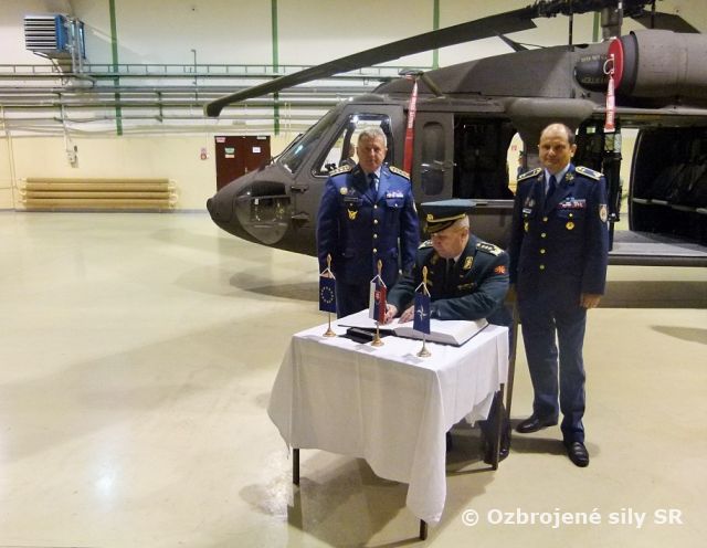 Taktické krídlo Sliač navštívil náčelník Generálneho štábu ozbrojených síl Macedónska