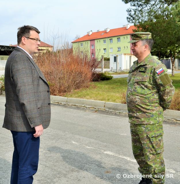 Štátny tajomník MO SR v posádke Topoľčany