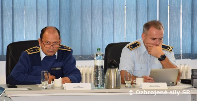 Októbrová vojenská rada veliteľa vzdušných síl