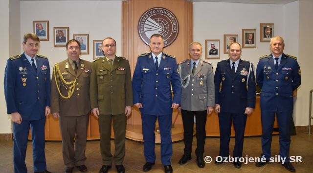 Pridelenci obrany na veliteľstve vzdušných síl