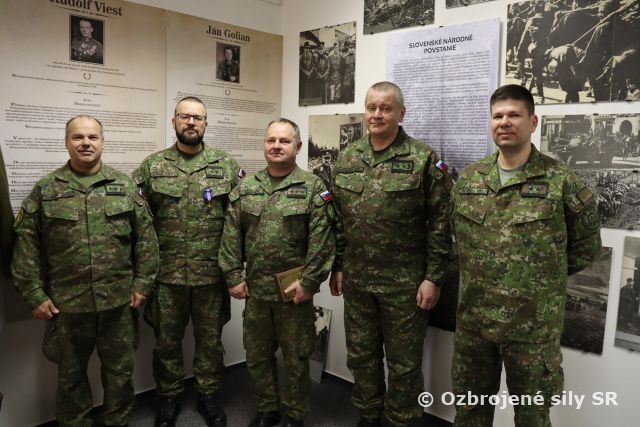 Rozlúčka s odchádzajúcimi príslušníkmi SOV