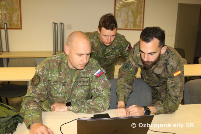 Topografický ústav súčasťou cvičenia Slovenský štít