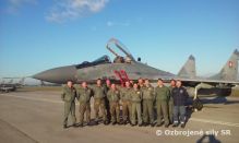 Letci Taktickho krdla Slia prezentovali slovensk vzdun sily na podujat Dny NATO v Ostrav a Dny Vzdunch sl AR