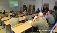 Vojaci Strediska CIMIC a PSYOPS na kurze v Liptovskom Mikuli