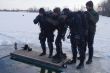 Vojenskí potápači zo Serede plnili úlohy pod ľadom 2