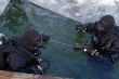 Vojenskí potápači zo Serede plnili úlohy pod ľadom 3