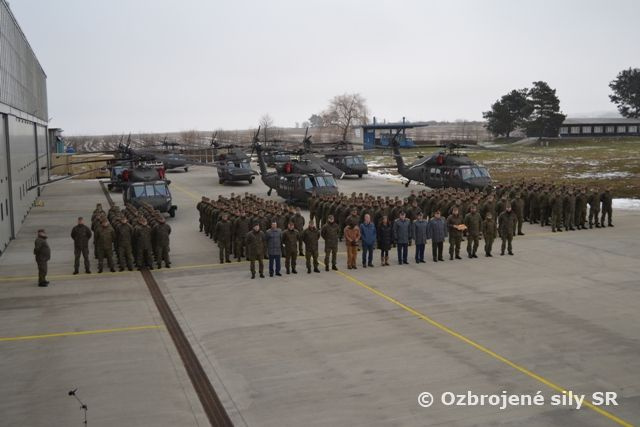 Posledné tri Čierne jastraby sú doma