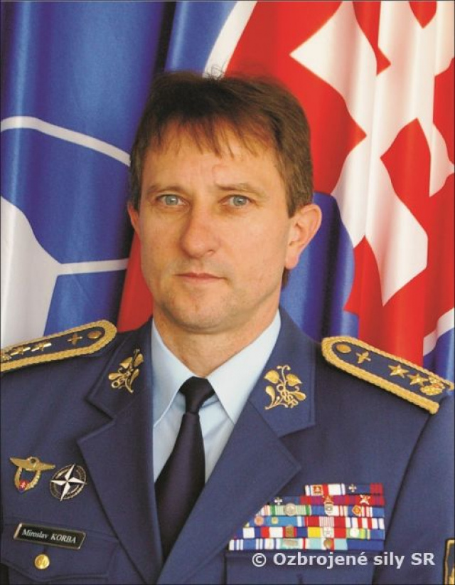 Vážení profesionálni vojaci, vážení zamestnanci,