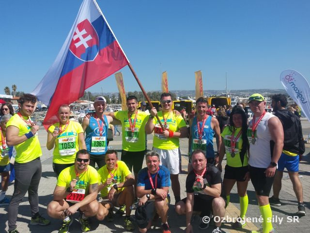 Skvelá reprezentácia slovenských vojakov na maratóne v Paphose 