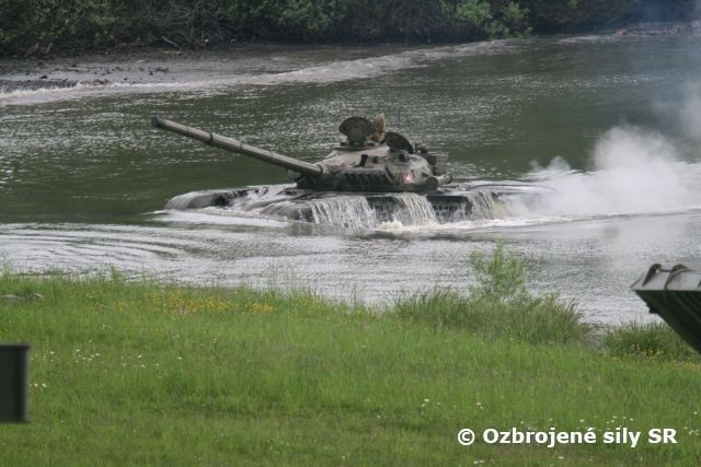 Na Lešti po desiatich rokoch znovu brodili tanky