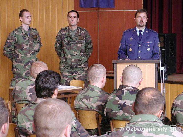 VÝCVIK LETISKOVEJ STAVEBNEJ ČATY PRE ISAF V AFGANISTANE