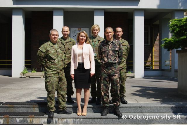 Rozvoj vzťahov s Maďarskom v oblasti civilno-vojenskej spolupráce a psychologických operácií