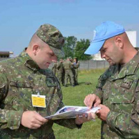 Výcvik budúcich „modrých baretov“ naberá na obrátkach