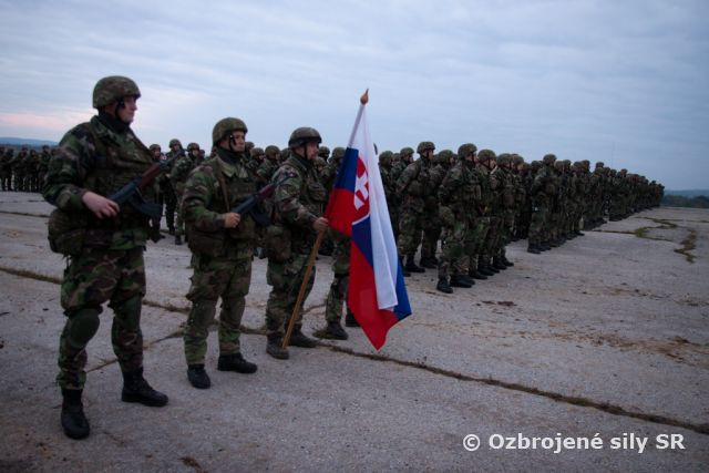 Takticko poradové cvičenie 12.mprsk 