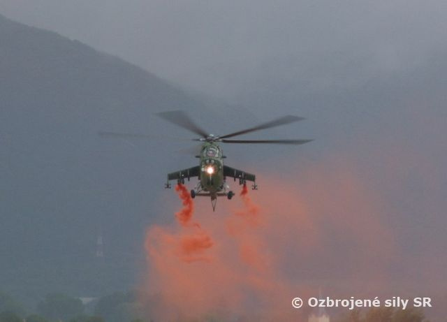 PILOTI Mi-24 Z PRE OVA ÚSPE NE REPREZENTOVALI VZDU NÉ SILY OS SR v ČR