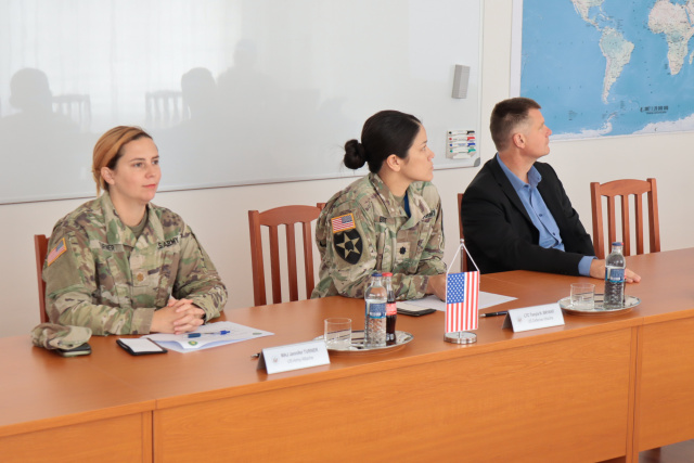 Spoločné operačné veliteľstvo navštívila vojenská atašé USA