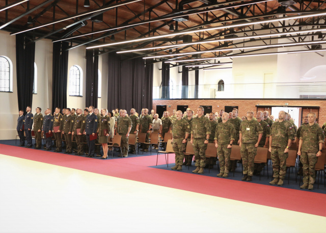 Slávnostný nástup príslušníkov Generálneho štábu OS SR pri príležitosti Dňa Ústavy Slovenskej republiky