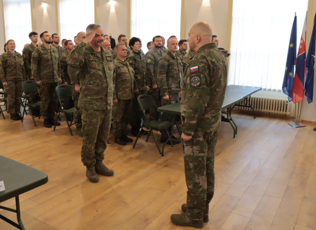 Ceremoniál pri príležitosti udelenia pamätnej plakety a vojenskej medaily 