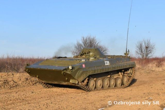 Výcvik vodičov pásovej techniky vo vedení bojovej techniky